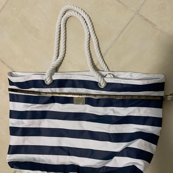 NWT BEACH BAG - Picture 8 of 9